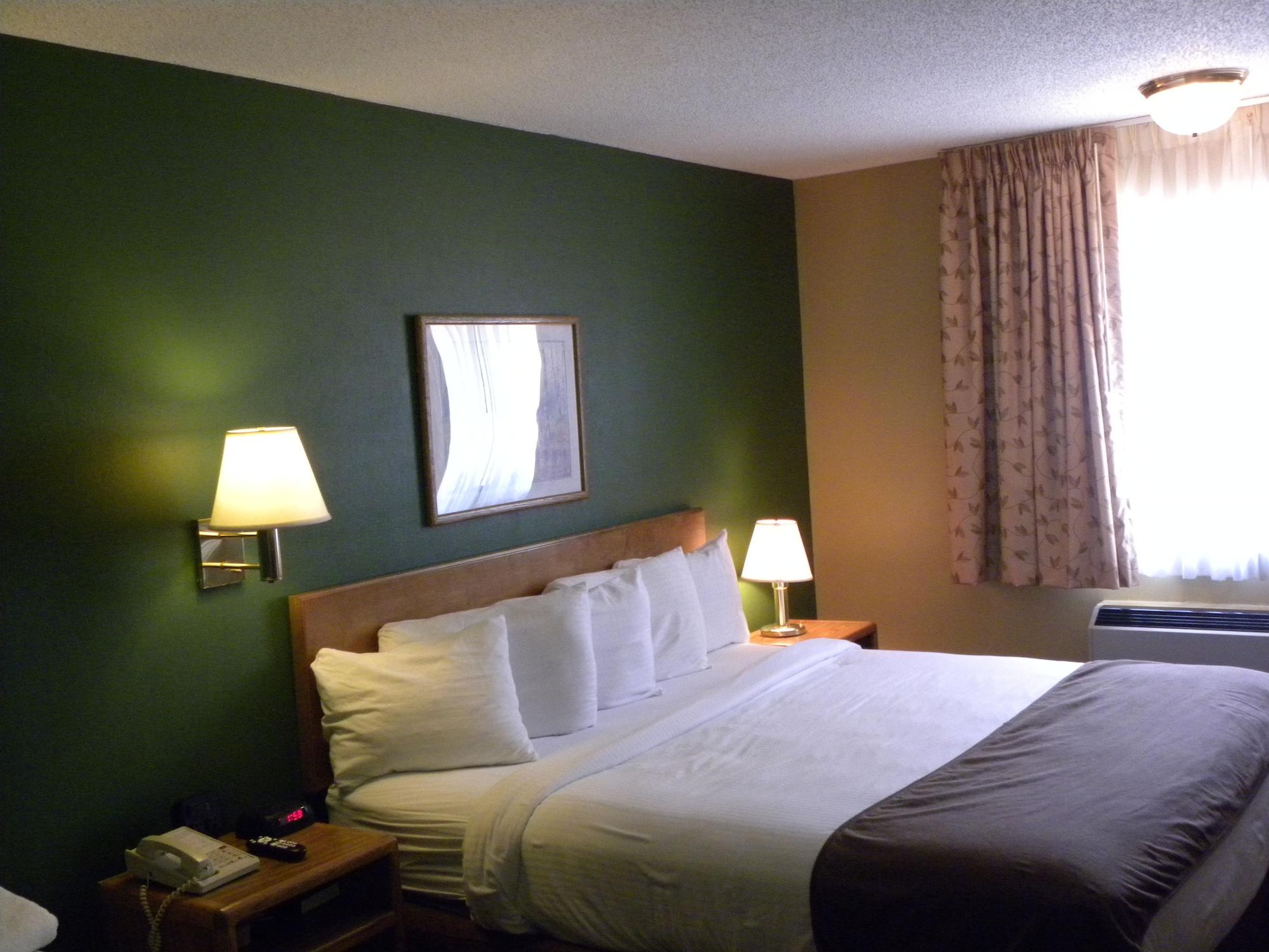 New Victorian Inn & Suites קירני מראה חיצוני תמונה