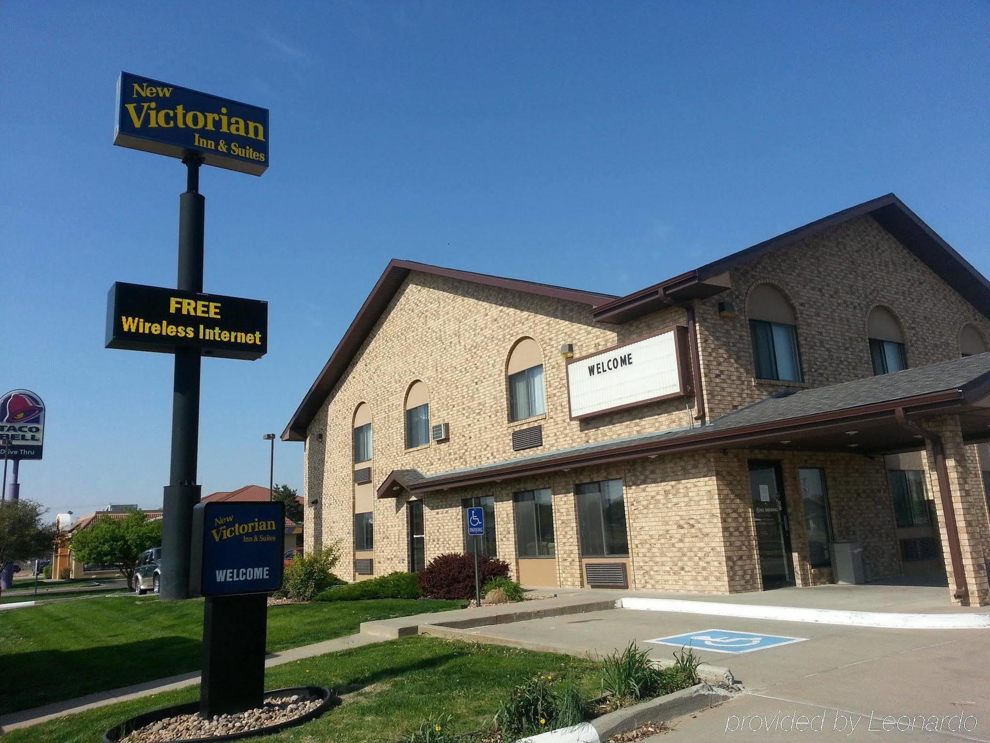 New Victorian Inn & Suites קירני מראה חיצוני תמונה
