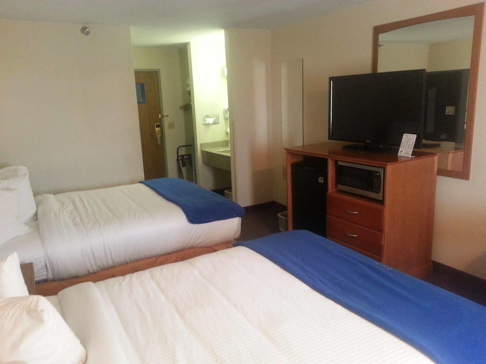 New Victorian Inn & Suites קירני מראה חיצוני תמונה